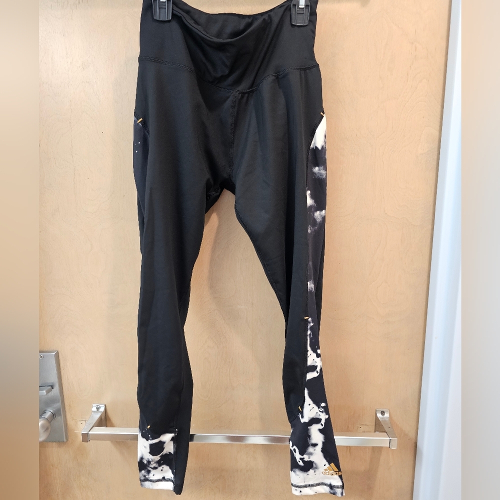 Adidas leggings